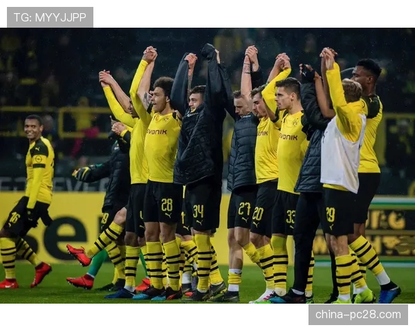 深度战术：解析弗赖堡如何用结构性落位降低多特蒙德的转换威胁